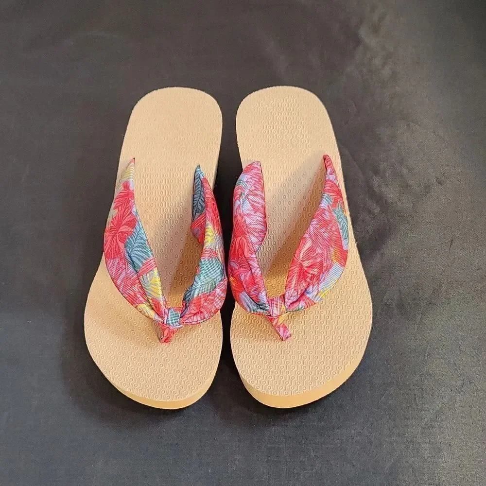 BRAND NEW PRINTED WEDGE FLIP-FLOP